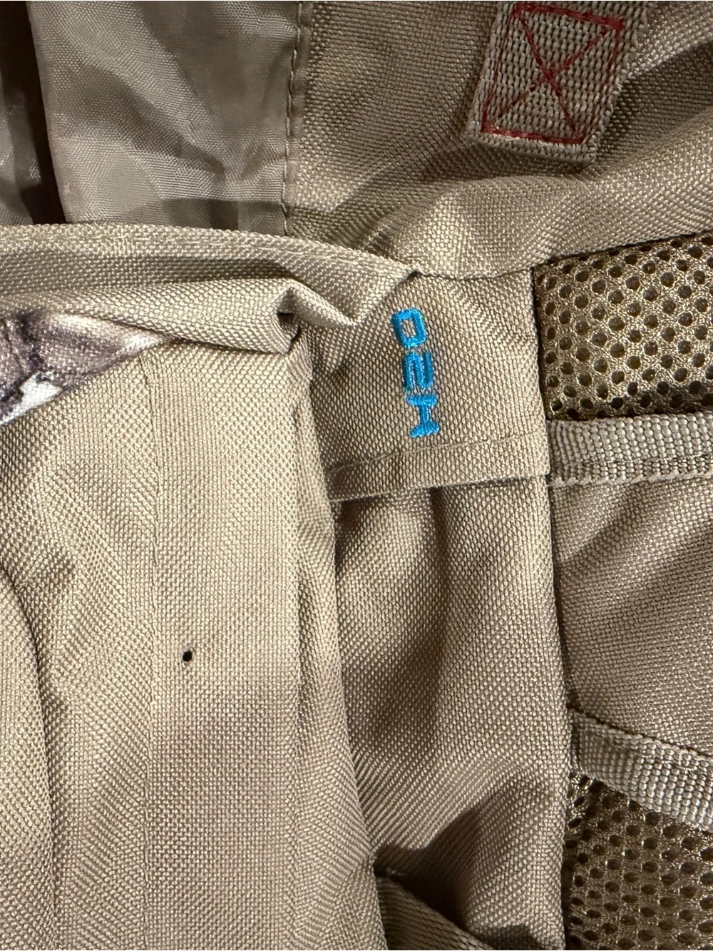Fieldline Pro Series Men's Backpack - Tan Camo
